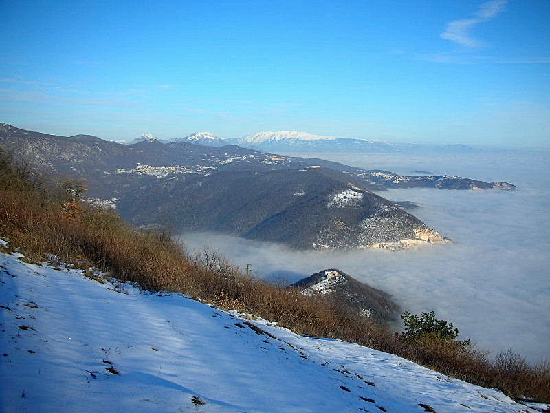 Paesaggi invernali dal Monte Maddalena (BS)